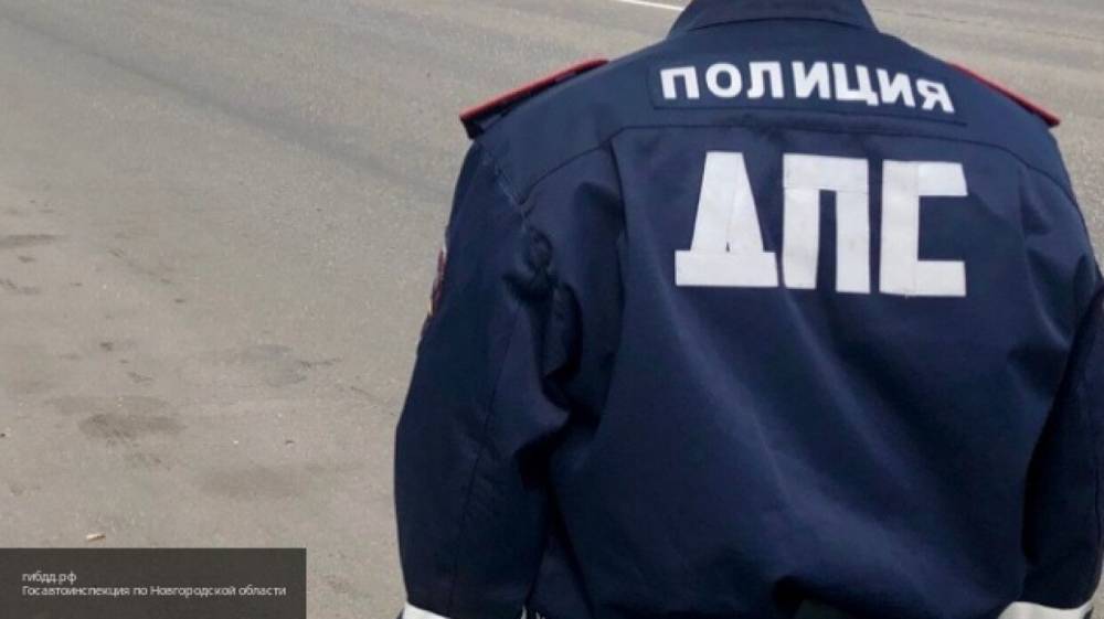 "Я просто не мог проехать мимо": сотрудник ДПС вытащил мальчика из грязевой ямы в Самаре - nation-news.ru - Россия - Самара - Самарская обл.