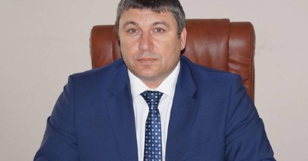Глава района Адыгеи ушел в отставку после заражения людей на похоронах - ren.tv - Краснодарский край - респ. Адыгея - район Красногвардейский