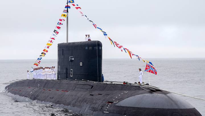 Моряки-тихоокеанцы отмечают профессиональный праздник - vesti.ru - Владивосток
