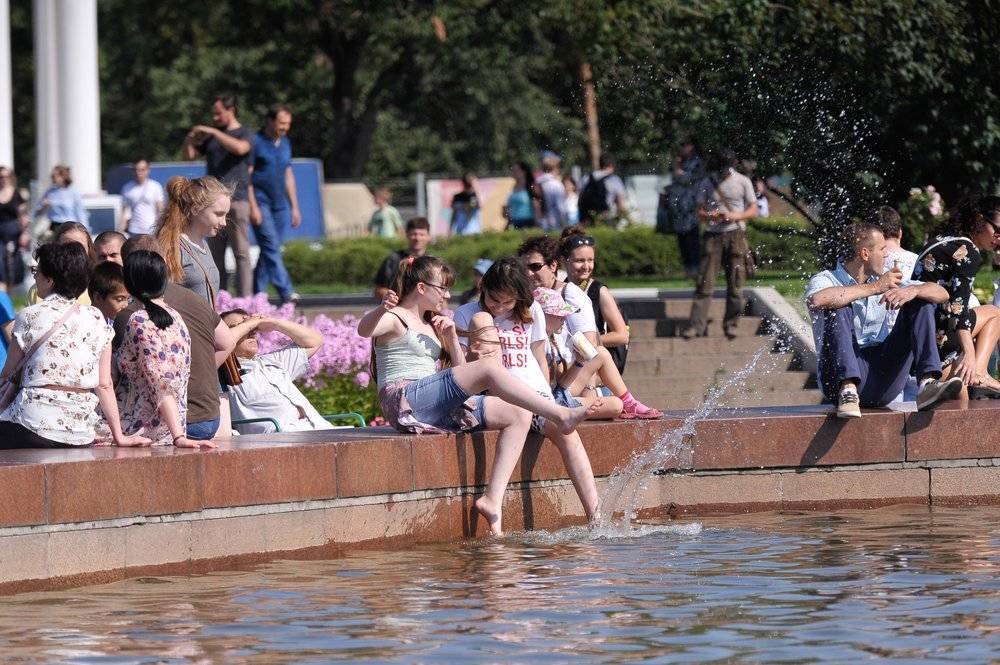 Роман Вильфанд - "Не май месяц": когда в Москву вернется тепло - tvc.ru - Москва - Россия