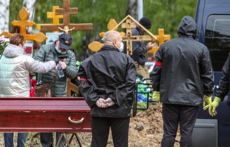 В Кремле назвали правдивой статистику жертв коронавируса в России - news.ru - Россия - New York