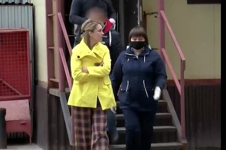 Светлана Петренко - Москвичку задержали за фейк о продаже масок из гумпомощи - mk.ru - Москва - Россия - Китай