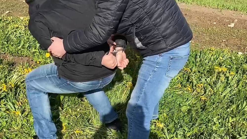 ФСБ показала видео задержания членов трансграничной наркогруппировки - tvc.ru