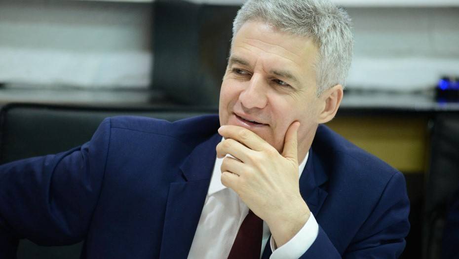 Артур Парфенчиков - Власти Карелии запретили жителям принимать гостей - dp.ru - Карелия