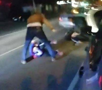 У задержанных в ходе погони со стрельбой налетчиков в Челябинске нашли оружие и боеприпасы - znak.com - Челябинск