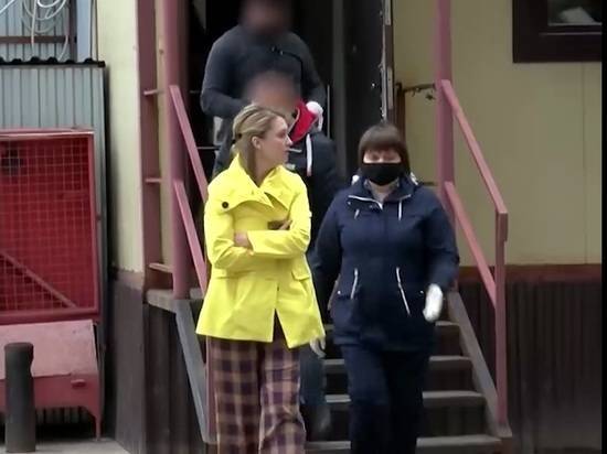 Светлана Петренко - Москвичку задержали за фейк о продаже масок из гумпомощи - newtvnews.ru - Москва - Россия - Китай