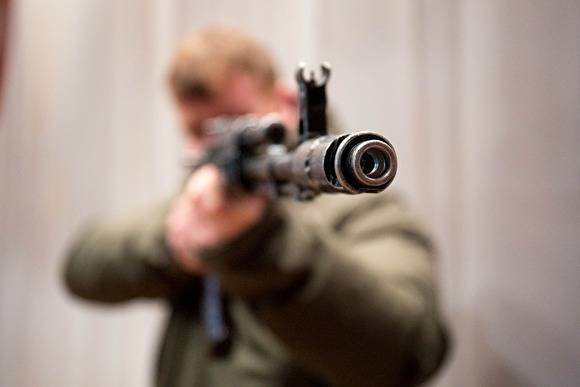 Житель Анапы застрелил двух соседей из-за громкой музыки. Его освободили в зале суда - znak.com - Анапа - Краснодар