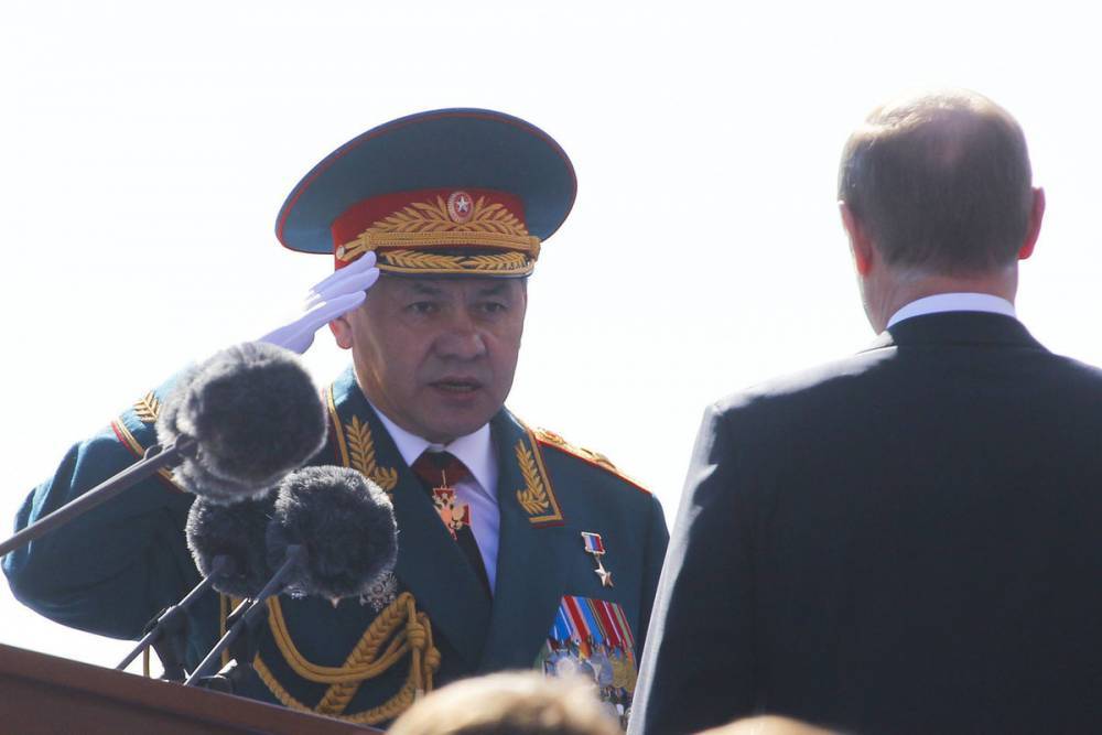 Сергей Шойгу - Владимир Путин - Путин наградил Шойгу орденом За заслуги перед Отечеством I степени с мечами - mk.ru - Россия - Московская обл.