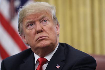 Дональд Трамп - Шон Конли - Кейли Макэнани - Трамп пообещал прекратить самостоятельную борьбу с коронавирусом - lenta.ru - США - штат Арканзас - штат Канзас