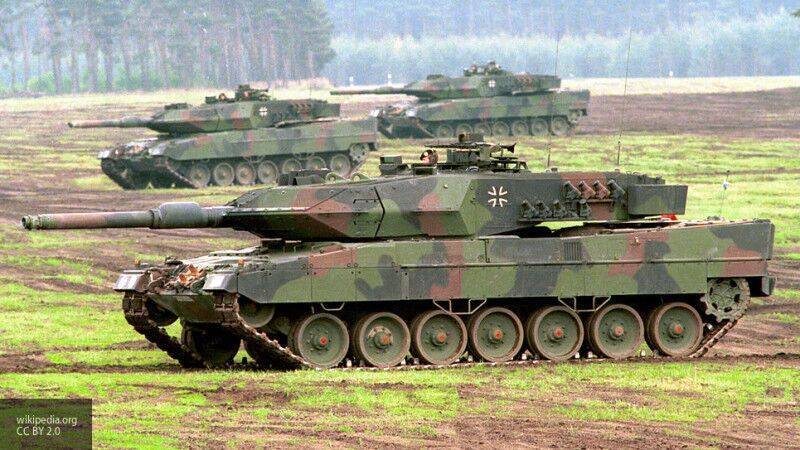 Танк Leopard раздавил дом на колесах в программе DemolitionRanch - politexpert.net - Германия