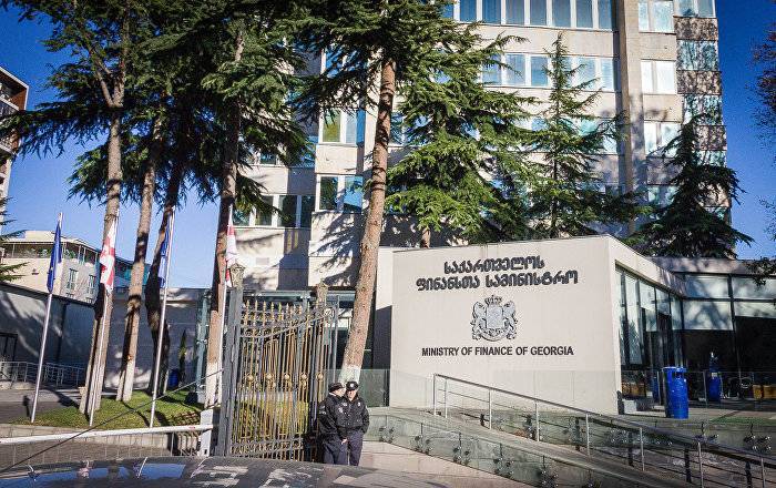Почему власти Грузии помощь пострадавшим от COVID-19 рассчитана только на полгода - sputnik-georgia.ru - Грузия - Тбилиси