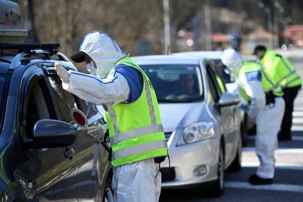 Иван Корчок - Словакам разрешили выезжать из страны на сутки - eadaily.com - Австрия - Чехия - Словакия