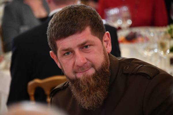 Рамзан Кадыров - СМИ: Кадырова привезли самолетом в Москву с подозрением на коронавирус - trud.ru - Москва - респ. Чечня