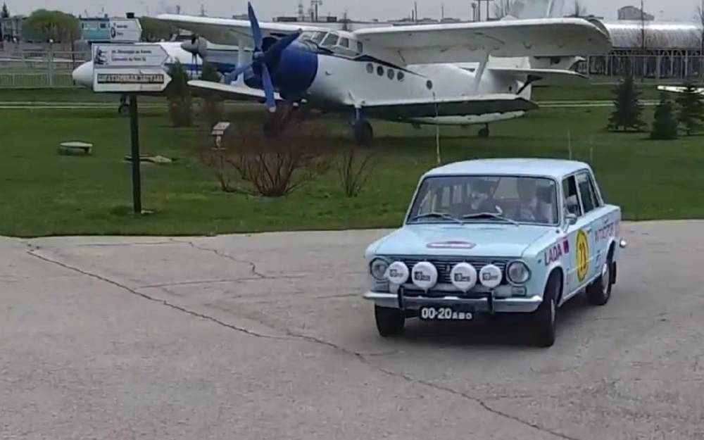 Раллийный ВАЗ-2101 из 70-х на треке сегодня: хорошо едет - zr.ru