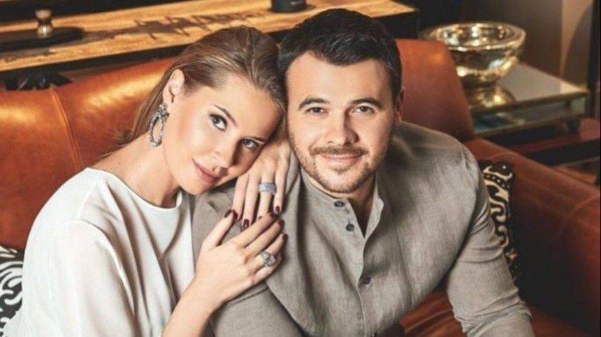 Эмин Агаларов - Алена Гаврилова - «Разговор закончен!» — супруга Эмина впервые прокомментировала развод - 5-tv.ru