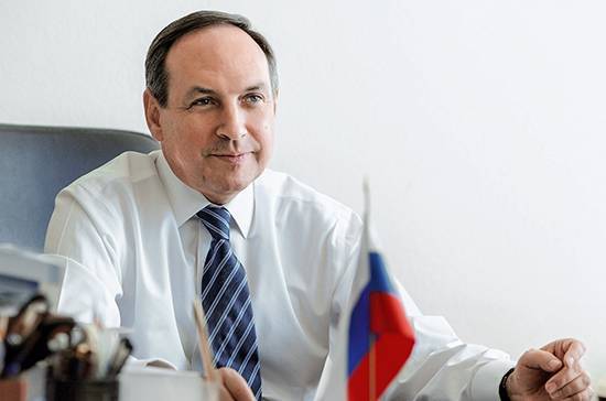 Вячеслав Никонов - Никонов оценил предложение включить воспитательную работу в состав образовательных программ - pnp.ru