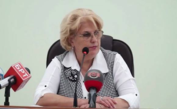 Галина Огнева - Крымская чиновница, пожелавшая собакам «сдохнуть», попросила не цепляться к словам - znak.com - Крым