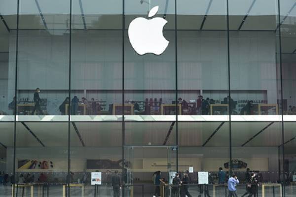Chi Kuo - Новый iPhone выйдет без наушников - newtvnews.ru