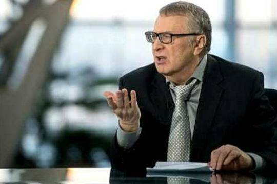 Владимир Жириновский - Жириновский выступил с предложением включить в Москве отопление из-за похолодания - versia.ru - Москва - Россия