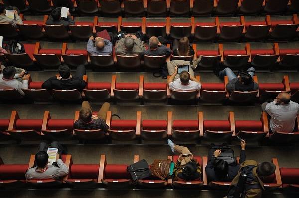 Алла Манилова - Театры начнут продажи билетов с 1 августа - abnews.ru - Новости