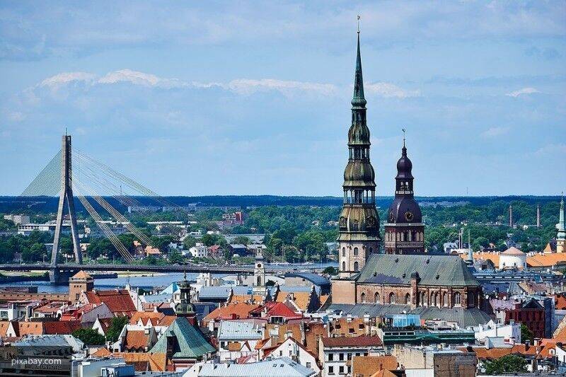 Житель Риги раскритиковал русскоязычные объявления в общественном транспорте - nation-news.ru - Рига - Латвия