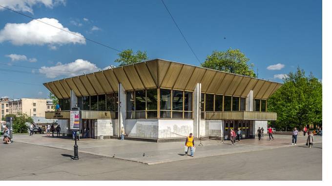 Петербуржцы создали петицию за сохранение вестибюля станции метро "Политехническая" - piter.tv