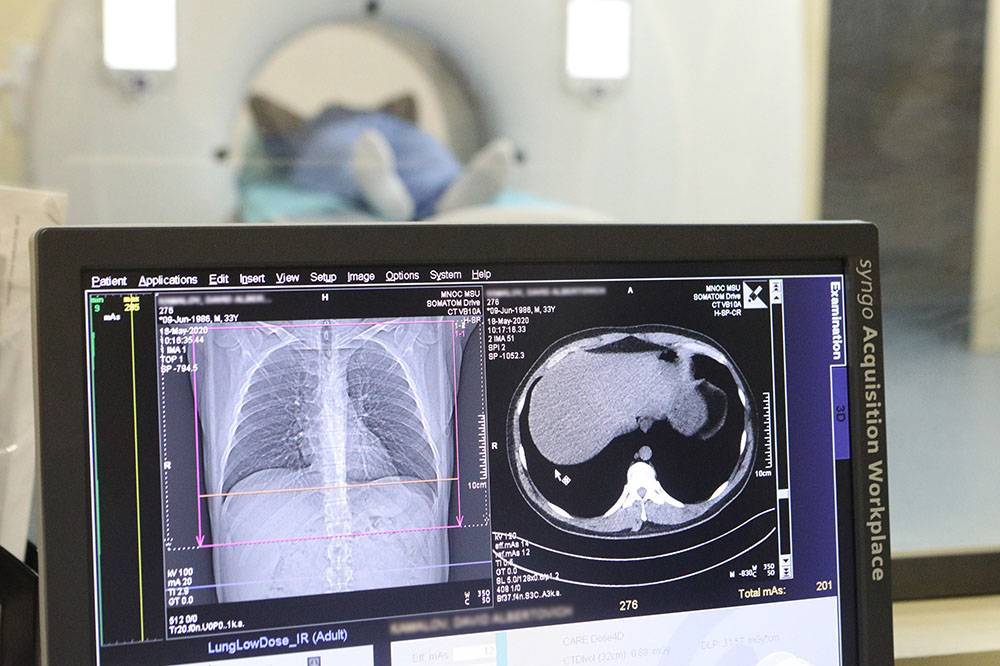 В России коронавирусом за сутки заразились 8 894 человек - rtvi.com - Россия