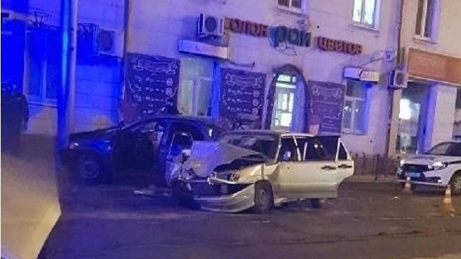 Три человека пострадали в ДТП в центре Иркутска - usedcars.ru - Иркутск