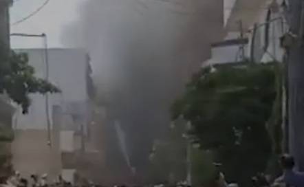 Появилось видео с места крушения пассажирского самолета в Пакистане - vm.ru - Пакистан - Лахор