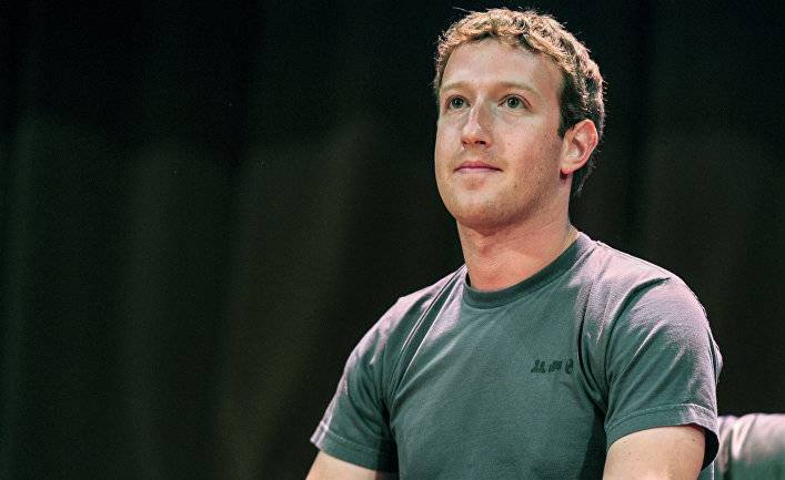 Марк Цукерберг - Марк Цукербер - Цукерберг - Facebook (США): Марк Цукерберг о будущем удаленной работы - inosmi.ru - США