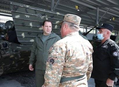 Давид Тоноян - Министр обороны Армении посетил с необъявленным визитом одну из воинских частей Вооруженных сил - news.am - Армения