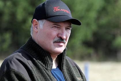 Александр Лукашенко - Лукашенко призвал не становиться перед Россией на колени - lenta.ru - Россия - Китай - Казахстан - Узбекистан - Белоруссия - Саудовская Аравия