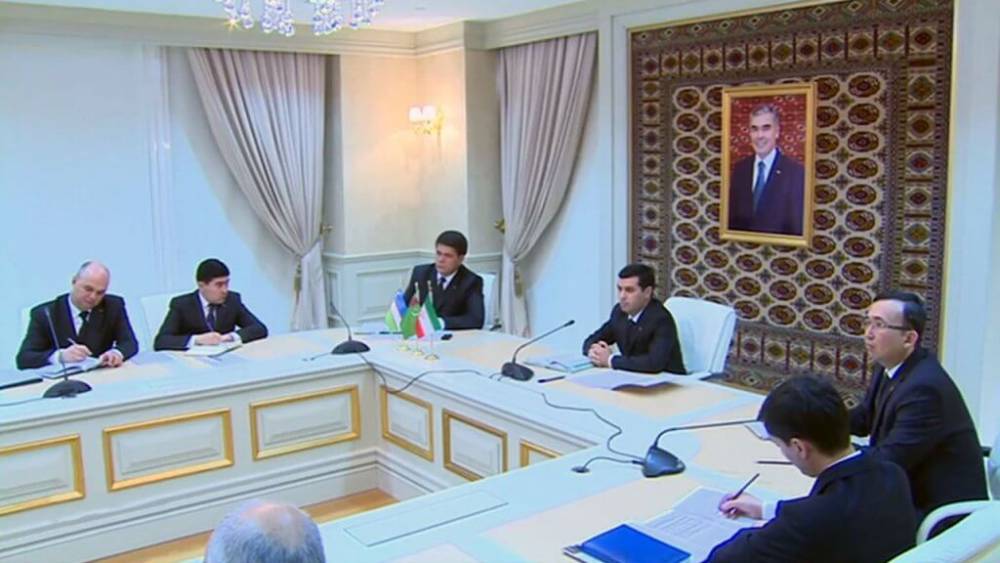 Мохаммад Эслами - Туркменистан, Узбекистан и Иран продолжат переговоры по вопросам работы пограничных пунктов - hronikatm.com - Узбекистан - Иран - Туркмения
