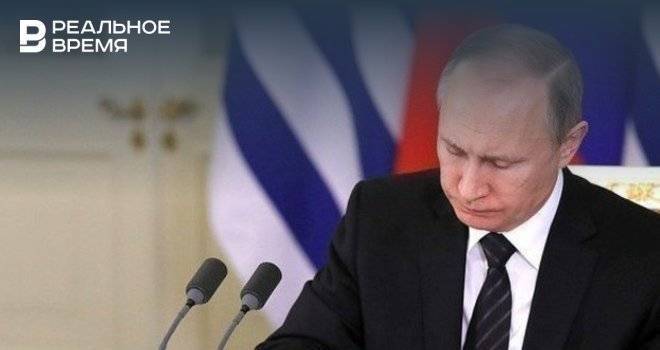 Владимир Путин - Путин поручил закупить для волонтеров и соцорганизаций средства защиты на 1 млрд рублей - realnoevremya.ru - Россия