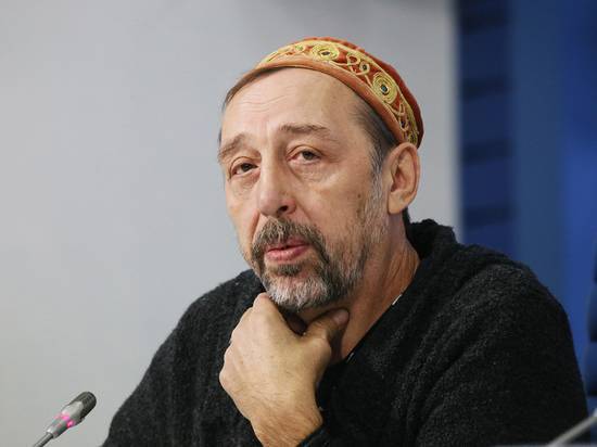 Евгений Семенов - Николай Коляда - Николай Коляда решил закрыть театр и отправить актеров работать грузчиками - newtvnews.ru