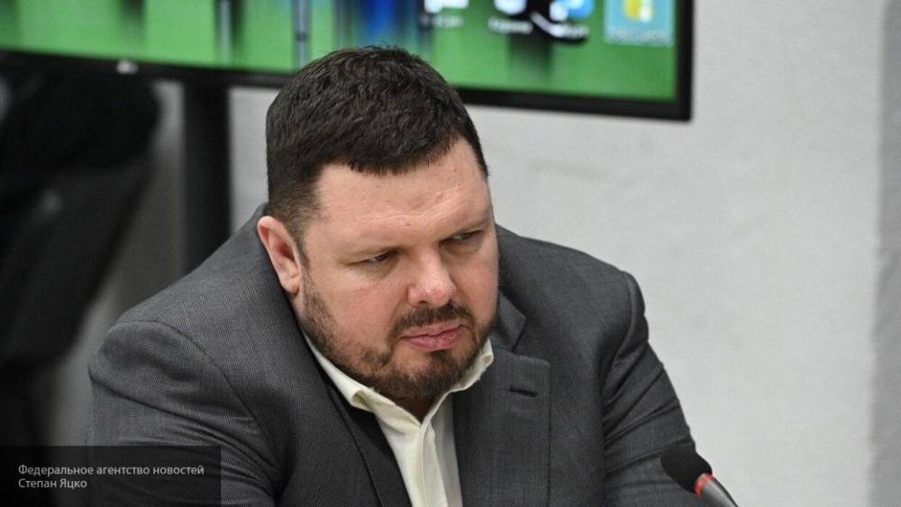 Валерий Рашкин - Евгений Марченко - Марченко призвал жестко и сурово наказать организаторов митингов во время пандемии - politros.com - Россия