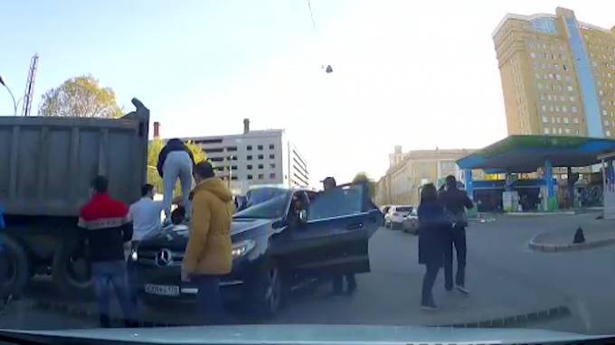 В ДТП на Земледельческой серьезно пострадала женщина - piter.tv