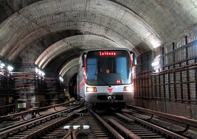 Участок «красной» ветки пражского метро закроют на 5 дней - vinegret.cz - Прага