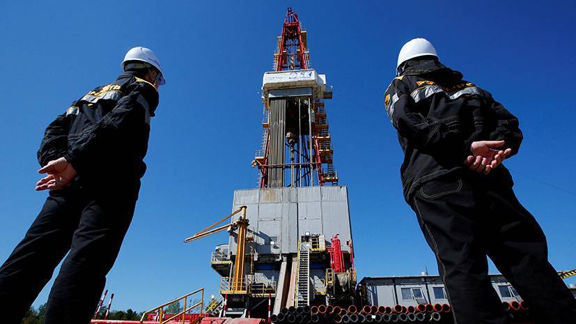 С оглядкой на Китай: цены на нефть начали снижение после периода роста - russian.rt.com - Китай - Лондон