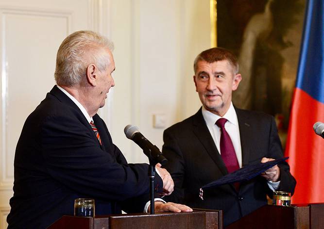 Милош Земан - Президент Чехии поручил Бабишу сформировать правительство - vinegret.cz - Чехия