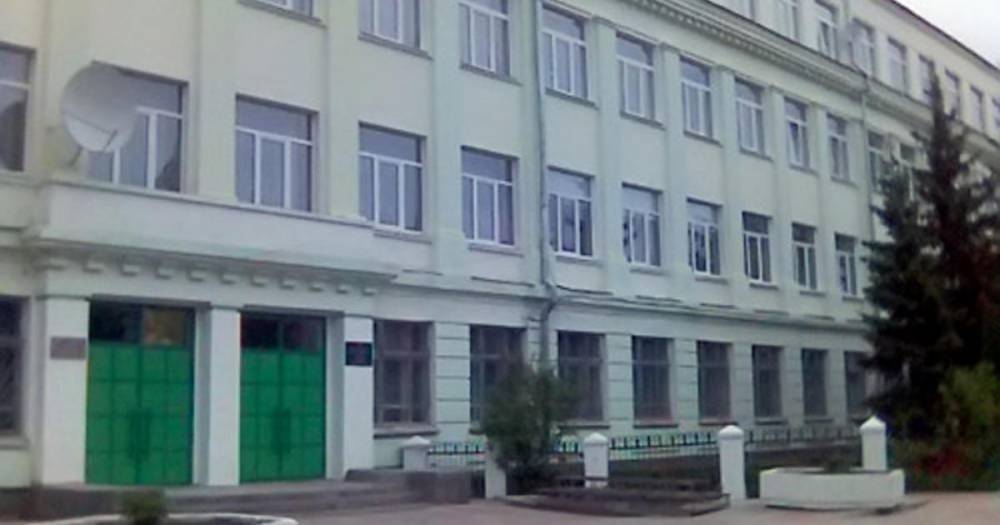 Саратовские дети пожаловались на сексуальные домогательства в лицее - ren.tv - Саратовская обл. - Саратов - Вольск