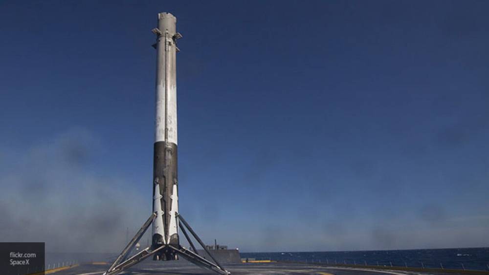 Херли Даг - Владислава Грин - SpaceX сообщила об успешном испытании ракеты-носителя Falcon 9 - nation-news.ru