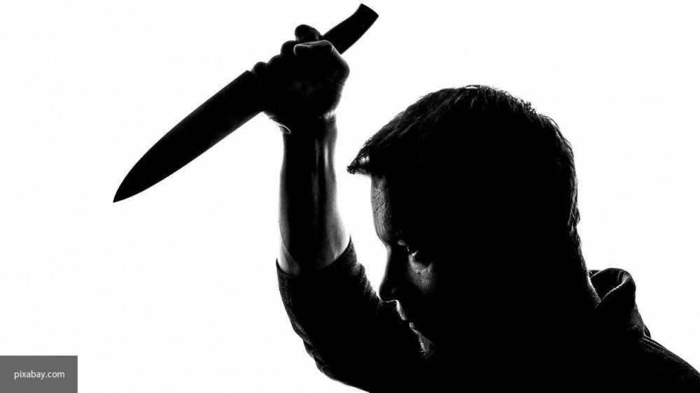 Мужчина зарезал свою возлюбленную и уснул на скамейке в Каменске-Уральском - nation-news.ru - Россия - Уральск - Каменск
