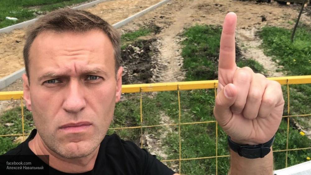 Виталий Серуканов - Пользователи Instagram спросили у Навального о многомиллионных тратах на путешествия - politexpert.net - Россия - Калининград