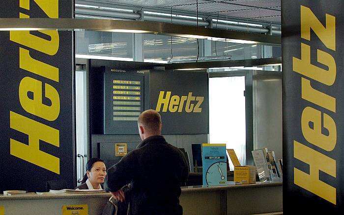 Крупнейший сервис аренды автомобилей Hertz объявил о банкротстве - theins.ru - США - Канада - штат Делавэр