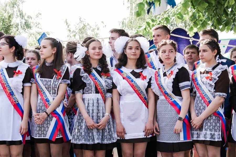 Всероссийский последний звонок в школах проведут в онлайн-формате 25 мая - theins.ru - Россия