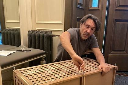 Сергей Шнуров - Иосиф Пригожин - Шнуров в стихах ответил на слова Пригожина о «чудовищном» положении артистов - lenta.ru - Санкт-Петербург