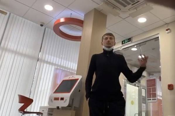 Алексей Барышников - «Адекватный, алкоголь не употреблял»: стали известны подробности о мужчине, захватившем заложников в Москве - vm.ru - Москва - Санкт-Петербург