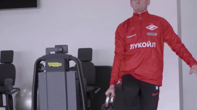 Зелимхан Бакаев - Роман Зобнин - Игрок "Спартака" Бакаев заразился коронавирусом - piter.tv - Москва