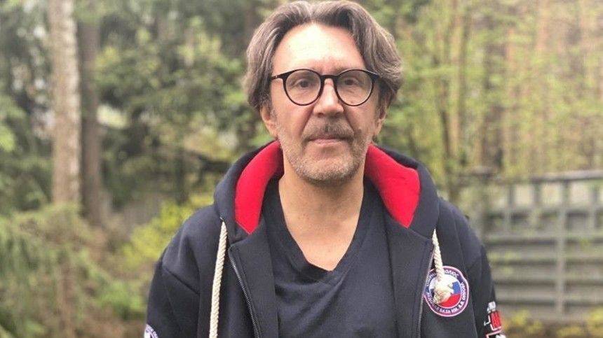 Сергей Шнуров - Иосиф Пригожин - «Сиротинушки вы наши!» — Шнуров высмеял Пригожина за жалобу на «чудовищное положение» артистов - 5-tv.ru